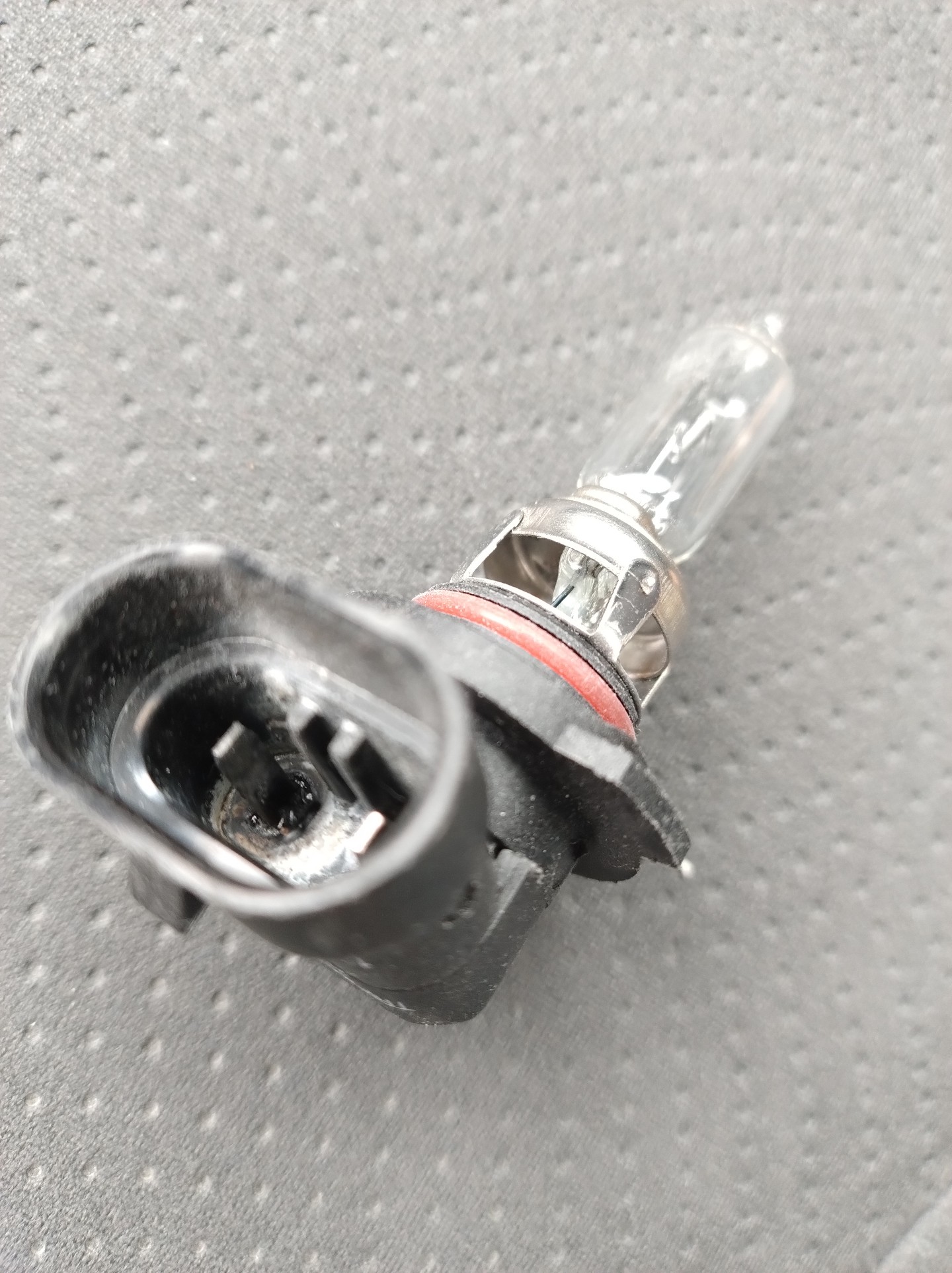 Problem mit HB3-Lampen - PRIUSforum